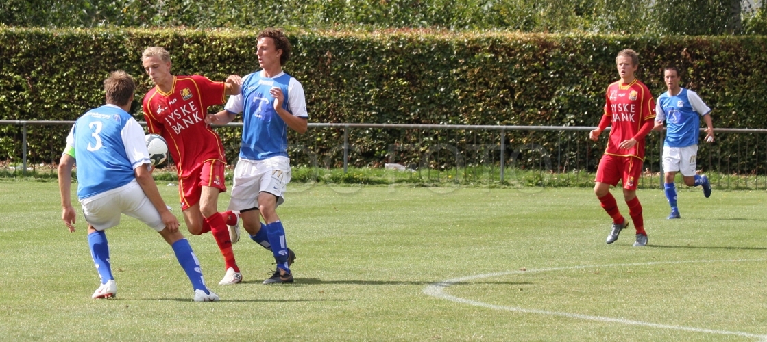 LB FCN012