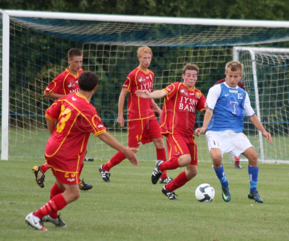 LB FCN057
