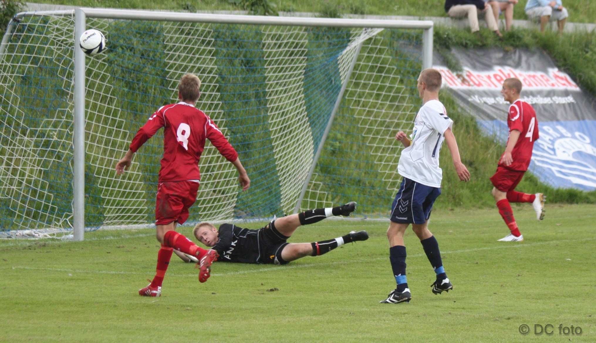 AGF FCN 043