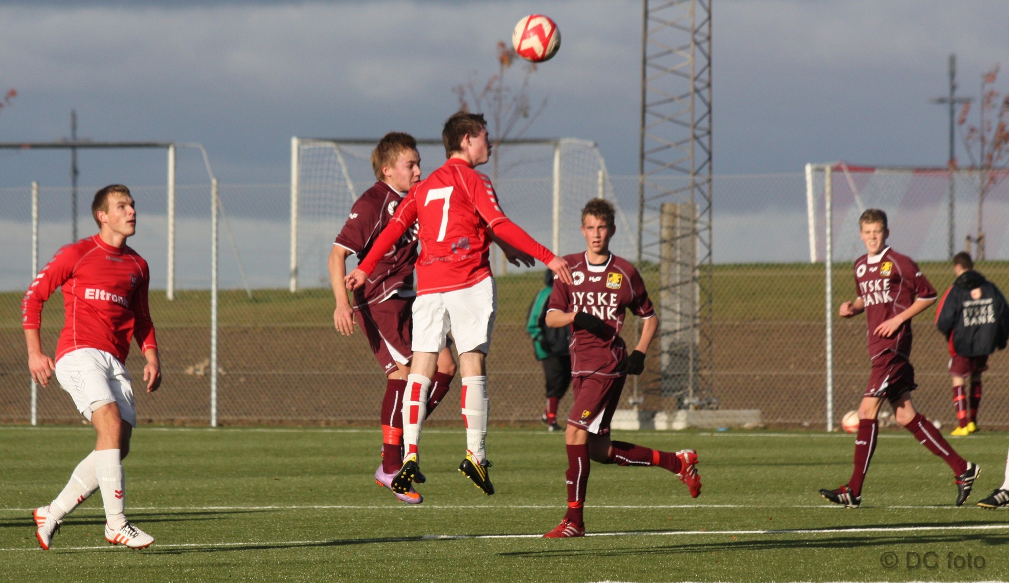 VEJ FCN 057