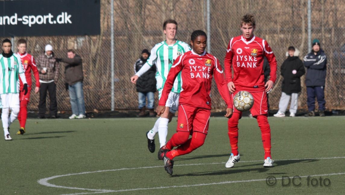 FCN AB018