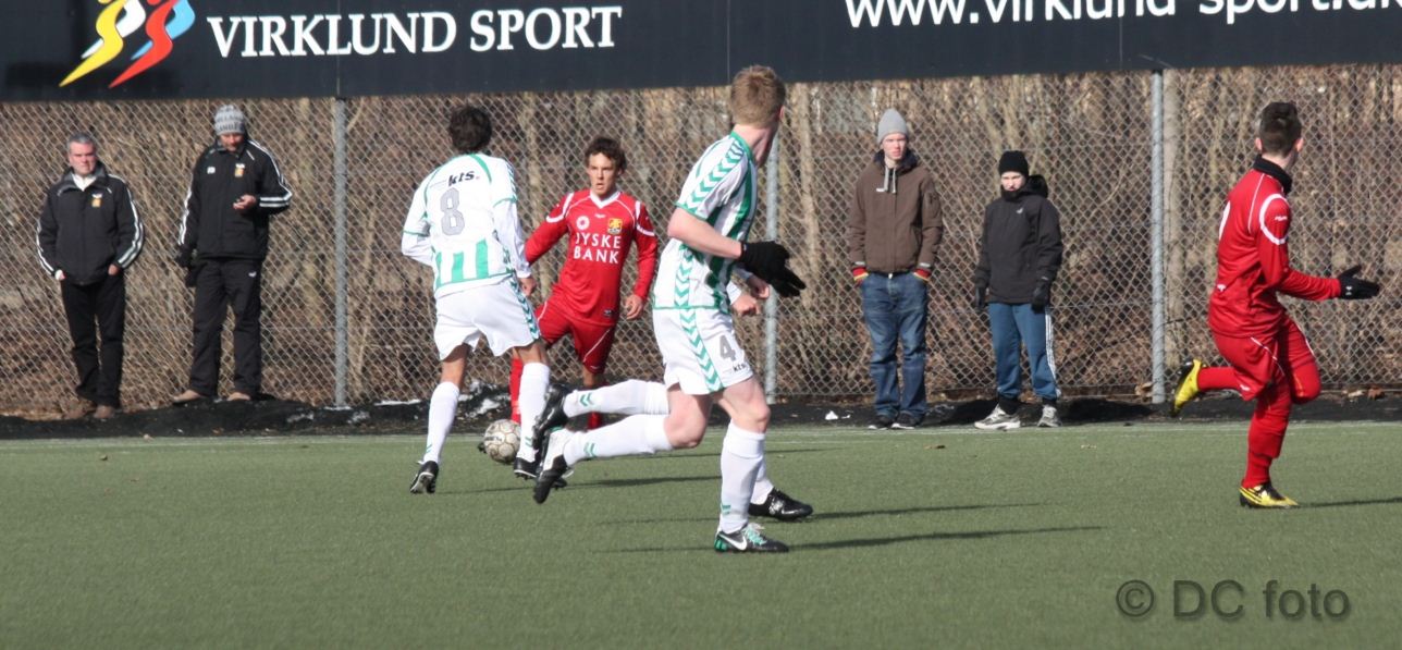 FCN AB032